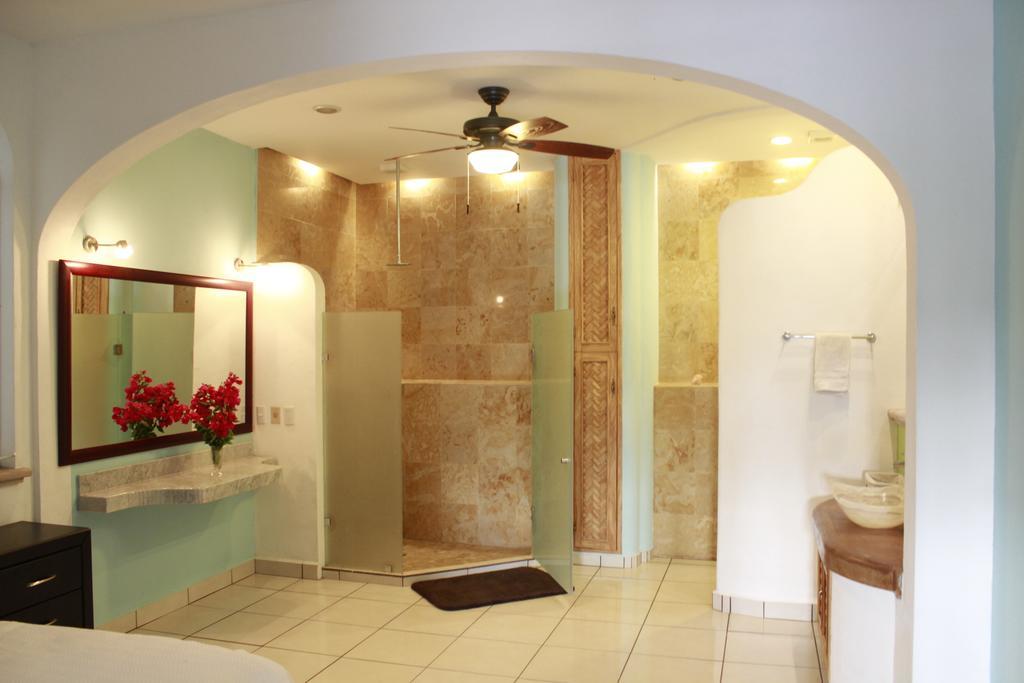 Mboutique Hotel ซายูลิตา ภายนอก รูปภาพ