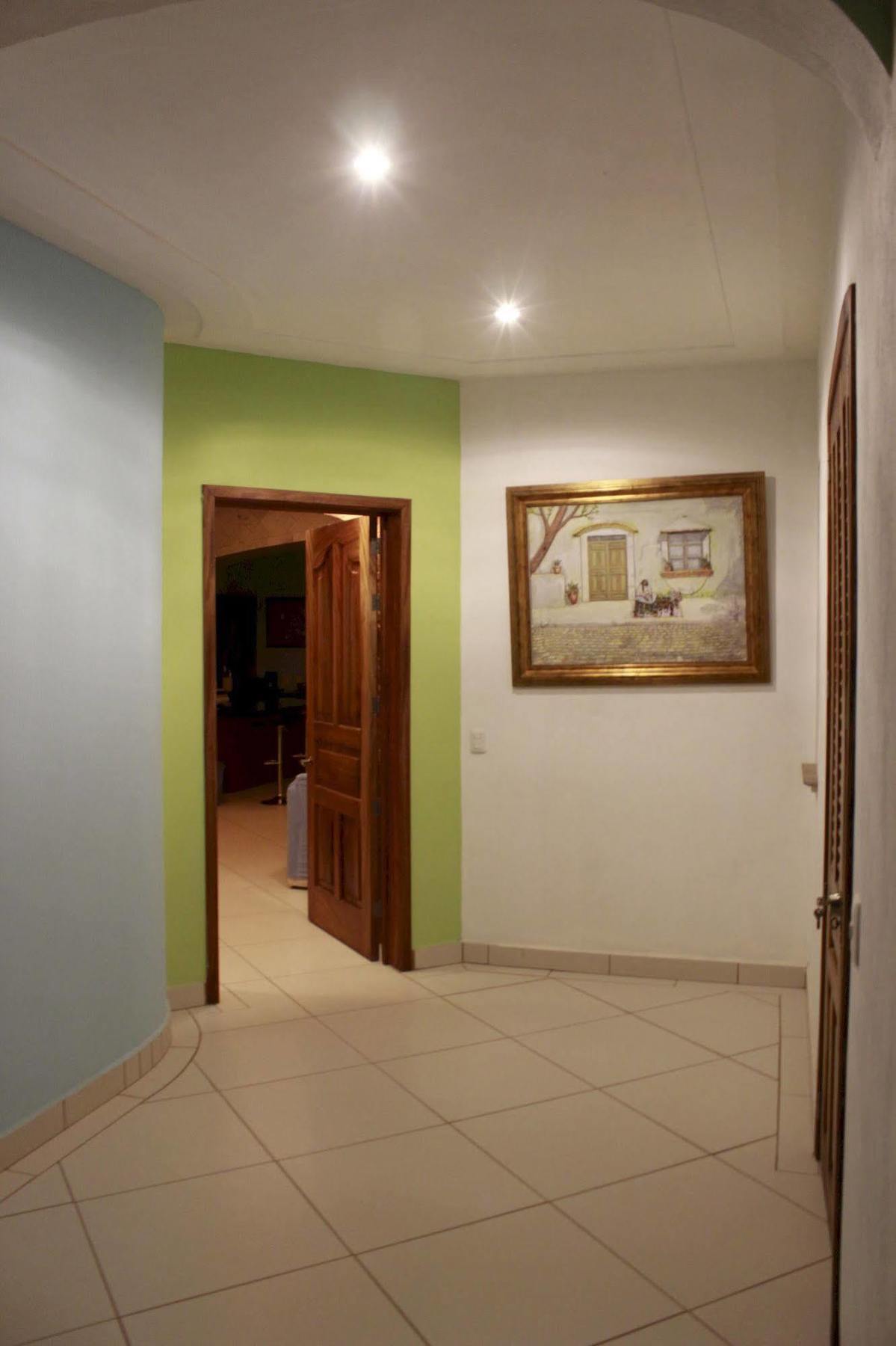 Mboutique Hotel ซายูลิตา ภายนอก รูปภาพ
